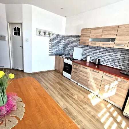 Apartmán Blisko Dworca Pkp,pks Těšín